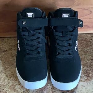 Fila Womens Vulc 13 FS Black hightop shoes